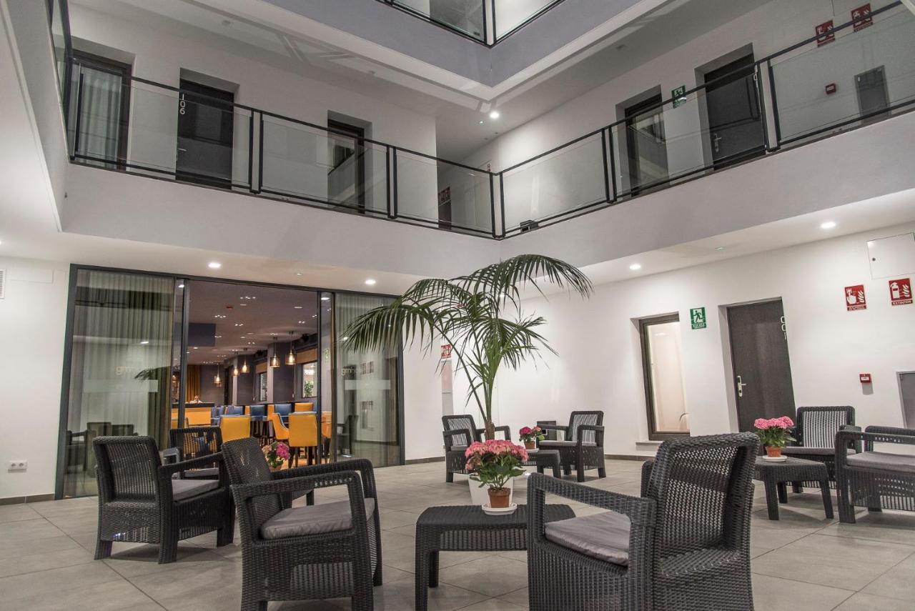 Gm Hotel Марчена Экстерьер фото